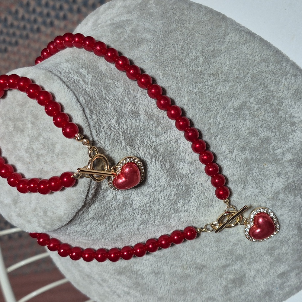 Red Beaded Necklace and Bracelet Set with Heart Pendant. NEW. - Picture 2 of 5